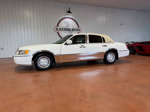 2002 Lincoln Town Car Executive