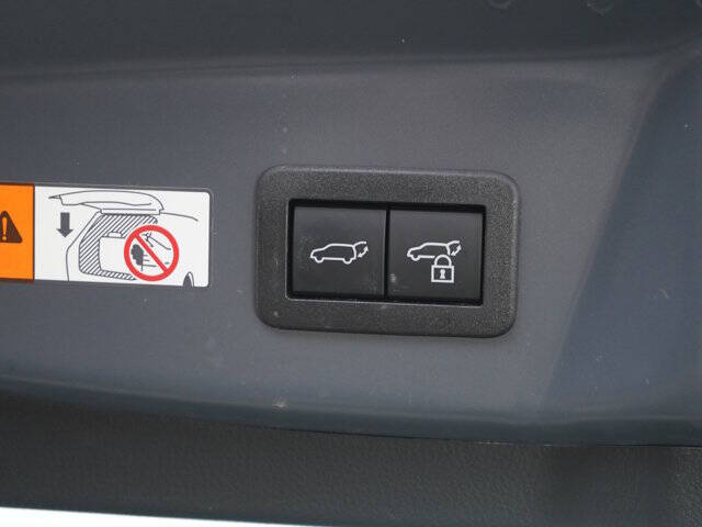 2025 Toyota Prius Limited