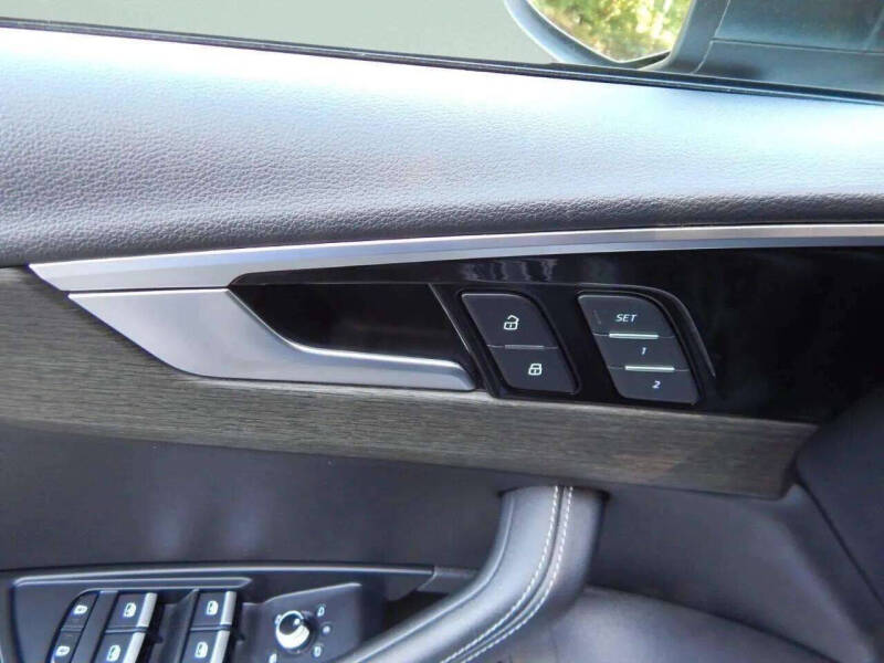 2022 Audi A4 quattro S line Prem Plus 45 TFSI