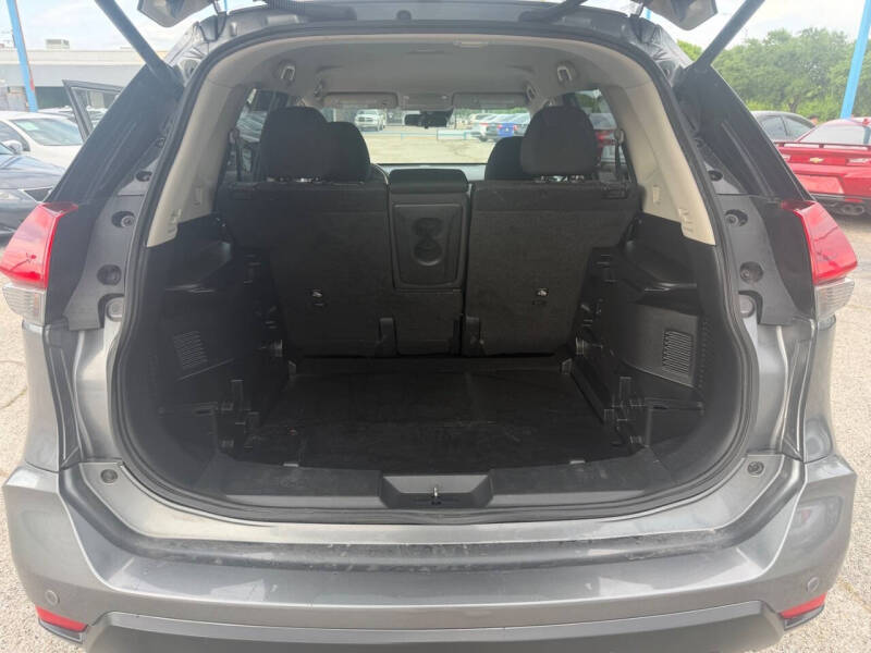 2020 Nissan Rogue S