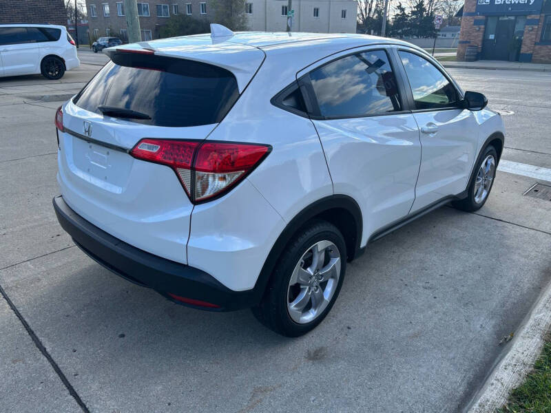 2021 Honda HR-V LX photo 14