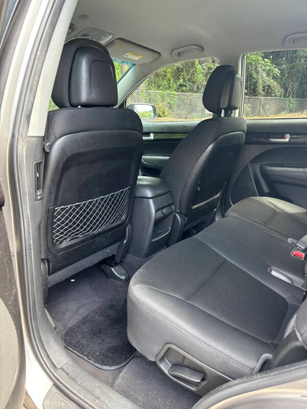 2014 Kia Sorento LX