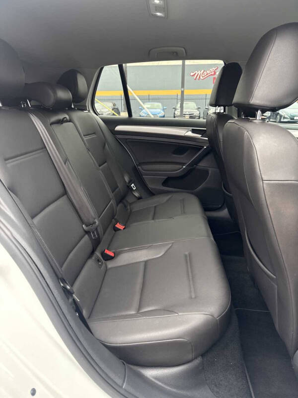 2015 Volkswagen e-Golf SEL Premium