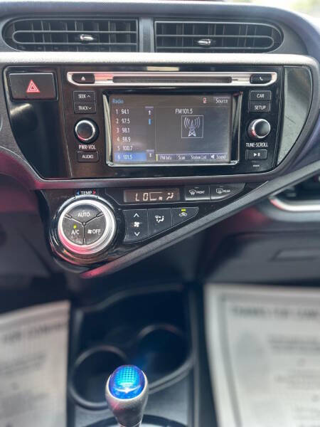 2016 Toyota Prius c