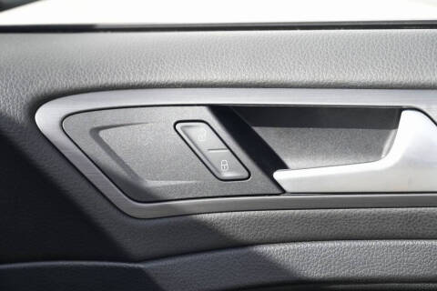 2019 Volkswagen e-Golf SEL Premium