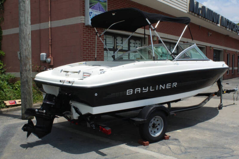 2011 Bayliner 175 BR