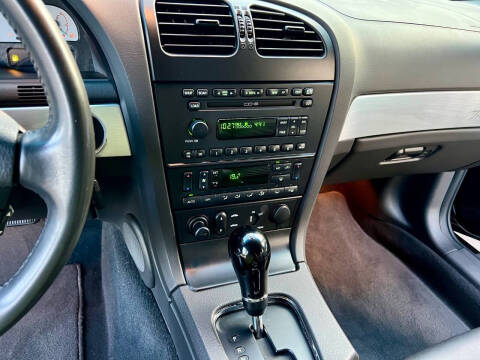 2002 Ford Thunderbird Deluxe