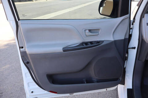 2018 Toyota Sienna L 7-Passenger