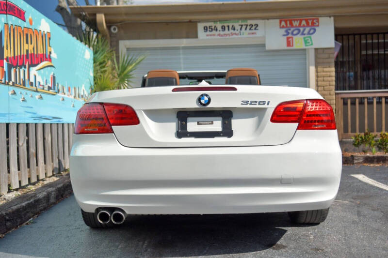 2012 BMW 3 Series 328i