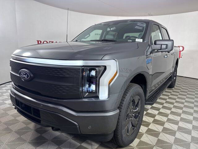 2025 Ford F-150 Lightning Flash