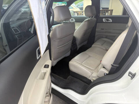 2011 Ford Explorer XLT