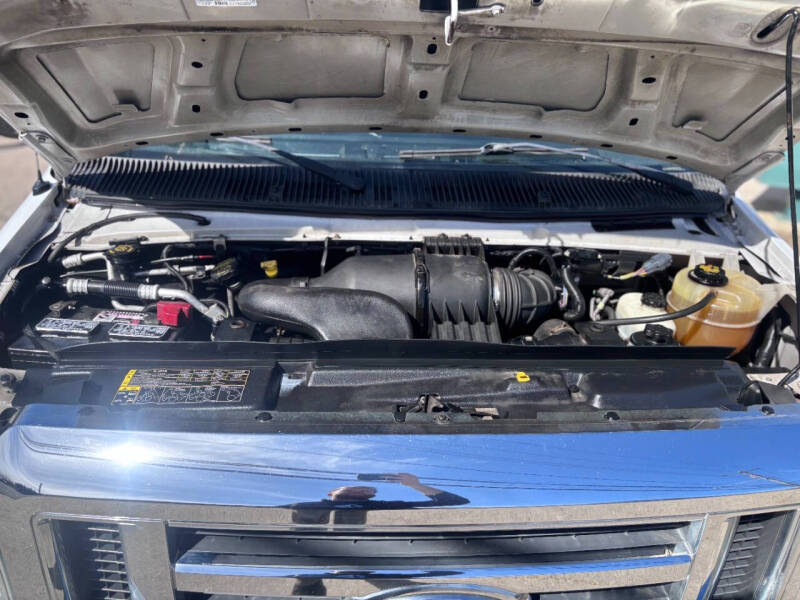 2012 Ford E-Series E-350 SD