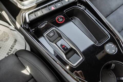 2022 Audi e-tron GT quattro Premium Plus