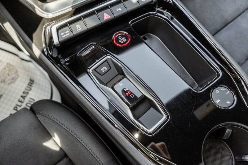 2022 Audi e-tron GT quattro Premium Plus