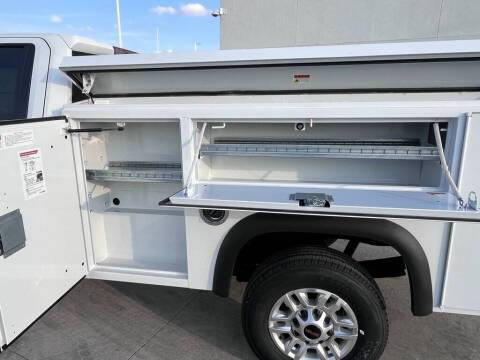 2025 GMC Sierra 2500HD Pro