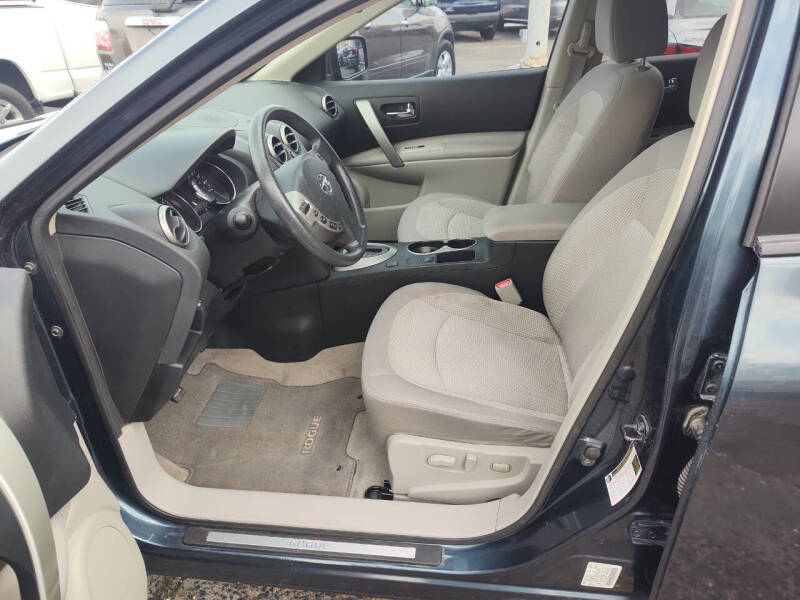 2013 Nissan Rogue SV