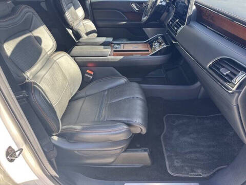 2022 Lincoln Navigator L Black Label
