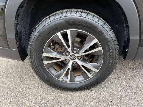 2019 Toyota Highlander LE Plus