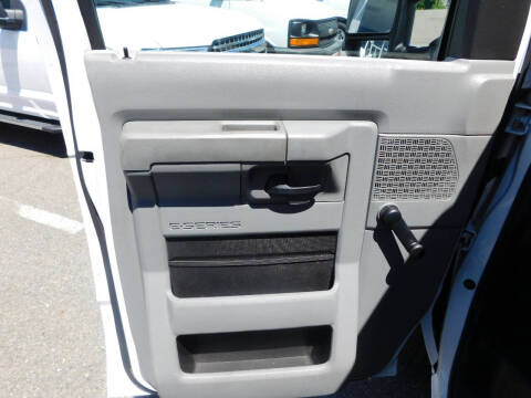 2014 Ford E-Series E-150