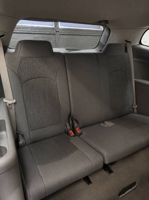 2017 Chevrolet Traverse LS