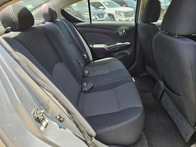 2014 Nissan Versa 1.6 SV