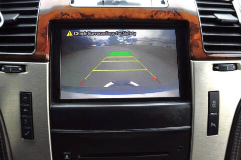 2013 Cadillac Escalade Platinum Edition