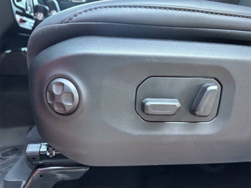 2025 Jeep Wrangler Rubicon X