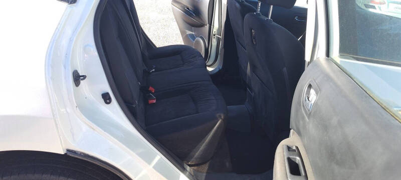 2015 Nissan Rogue Select S