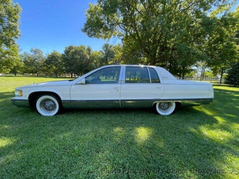 1996 Cadillac Fleetwood for sale at Autonet Broker in Bloomington IL