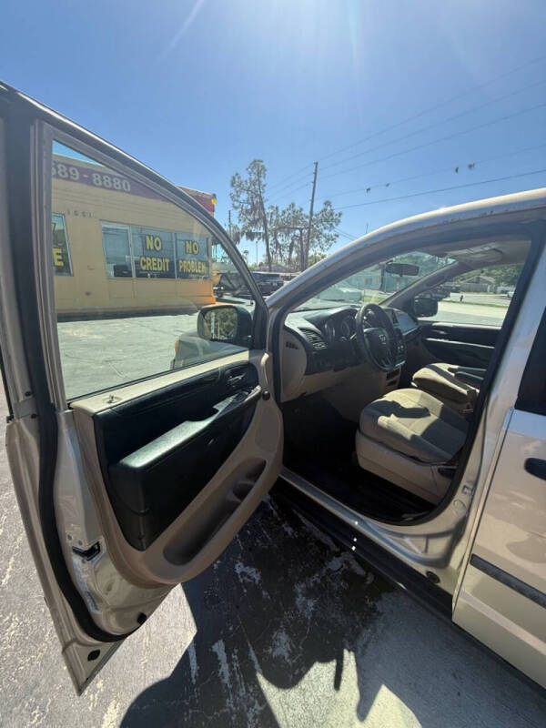 2015 Dodge Grand Caravan SE