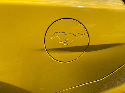 2017 Ford Mustang V6