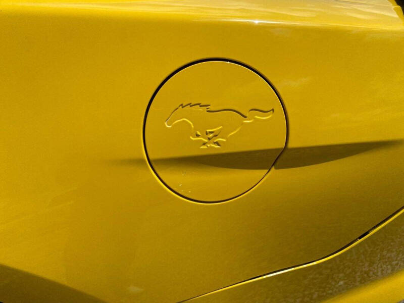 2017 Ford Mustang V6