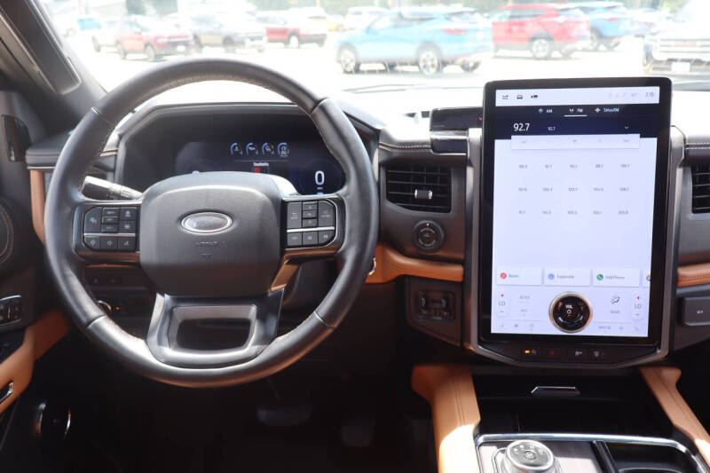 2024 Ford Expedition Platinum