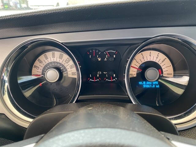 2012 Ford Mustang V6 Premium