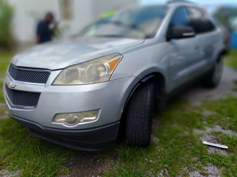 2011 Chevrolet Traverse for sale at Auto Mart Rivers Ave - AUTO MART Ladson in Ladson SC