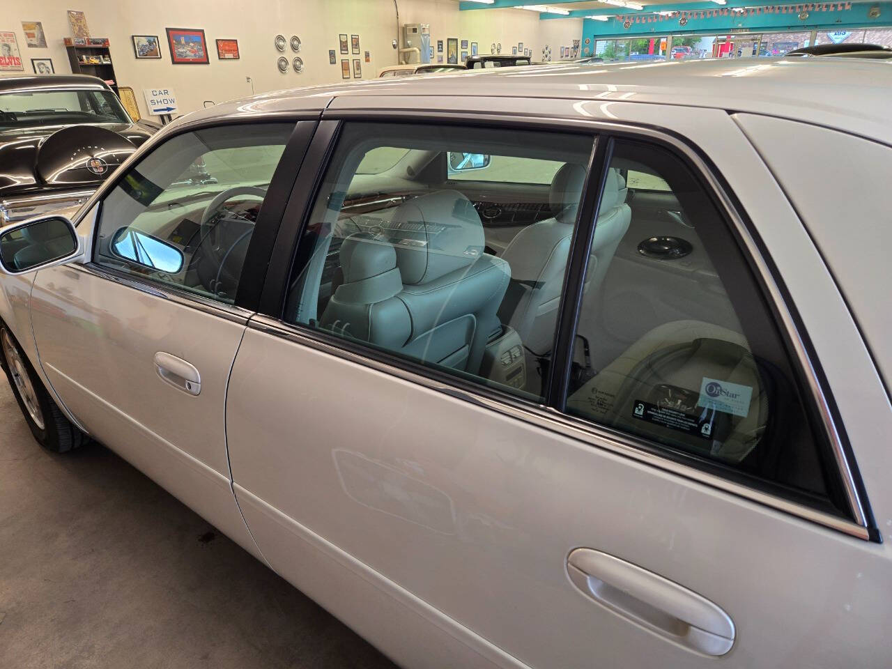 2002 Cadillac DeVille 121
