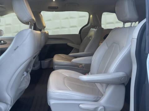 2021 Chrysler Pacifica Hybrid Touring L