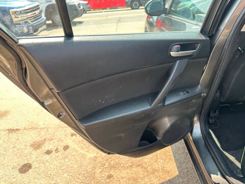 2012 Mazda MAZDA3 i Touring