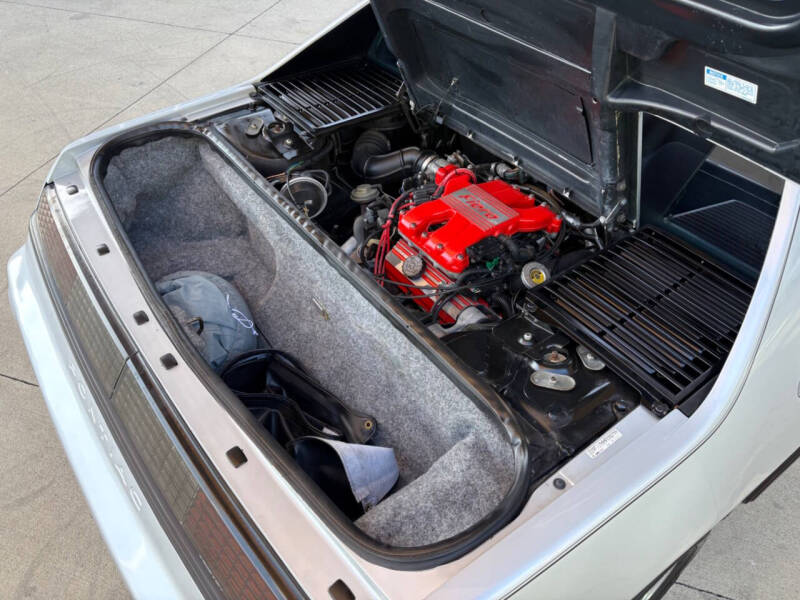 1987 Pontiac Fiero SE