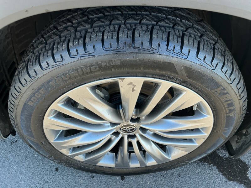 2020 Toyota Highlander Platinum