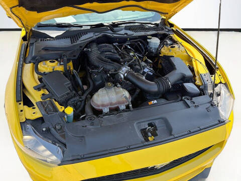 2016 Ford Mustang V6