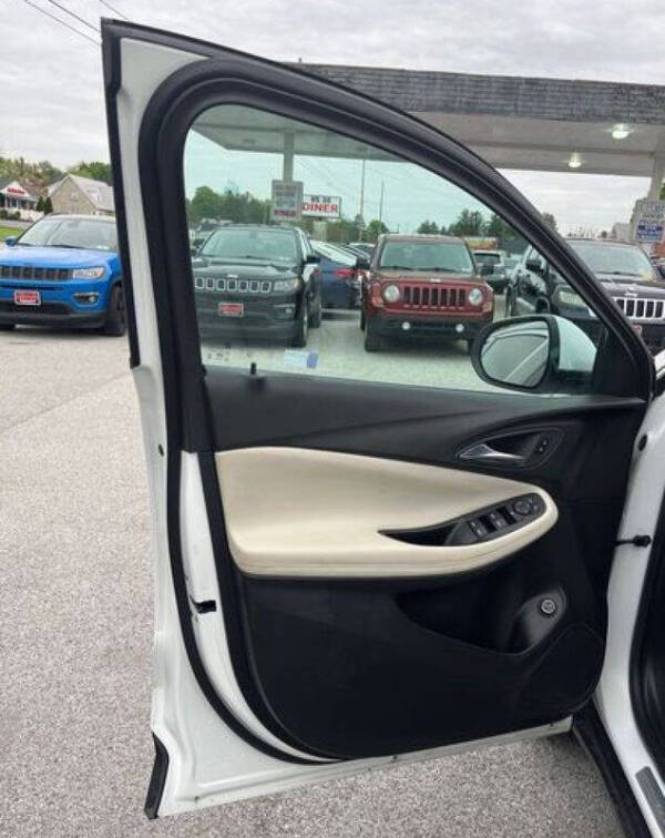 2022 Buick Encore GX Select