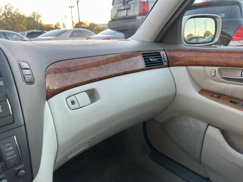 2001 Lexus LS 430