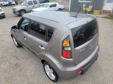 2011 Kia Soul +