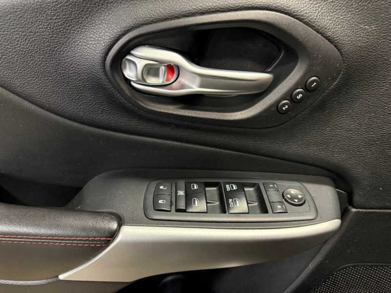 2017 Jeep Cherokee Trailhawk