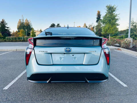 2016 Toyota Prius