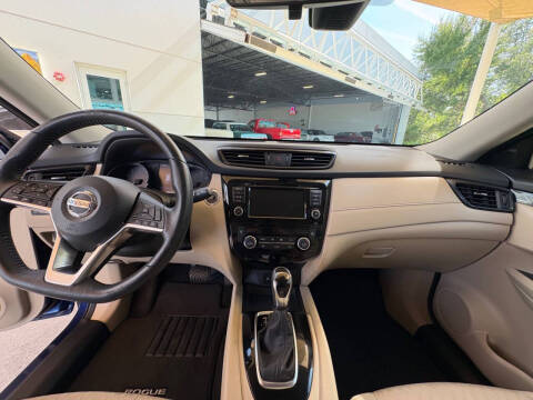 2020 Nissan Rogue