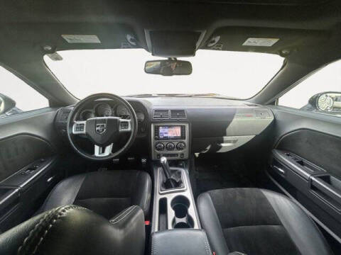 2011 Dodge Challenger SRT8 392