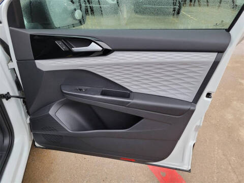 2022 Volkswagen Taos S