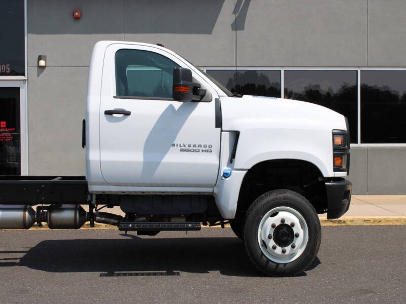 2024 Chevrolet Silverado 6500HD
